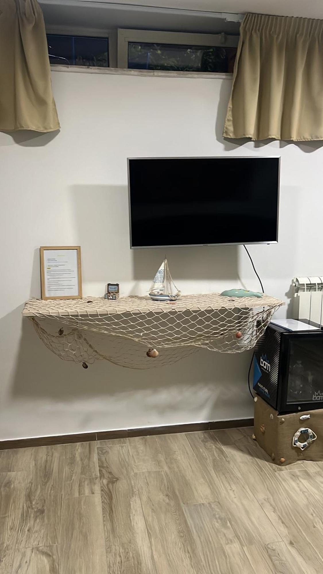 Camera Eden Hotel Формия Екстериор снимка